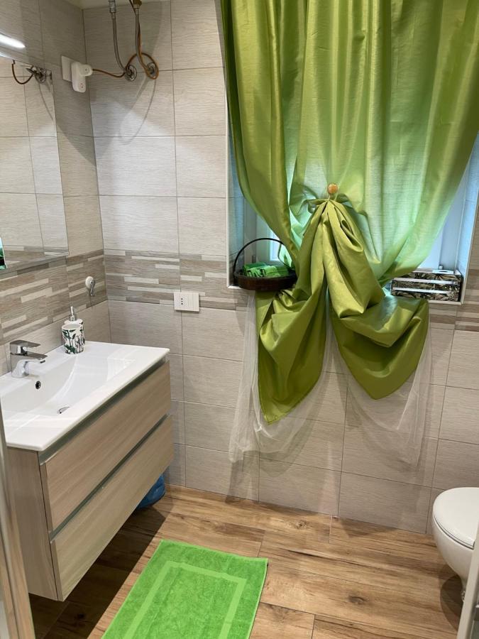 Green Appartamenti I Portici Nel Centro Storico Melzo Kültér fotó