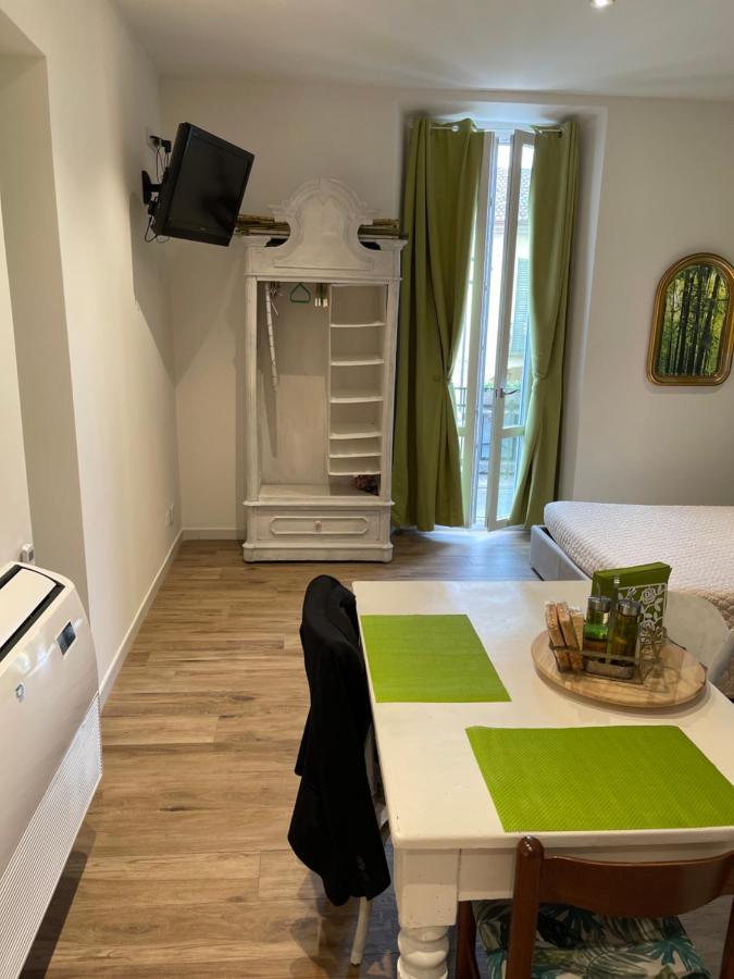 Green Appartamenti I Portici Nel Centro Storico Melzo Kültér fotó